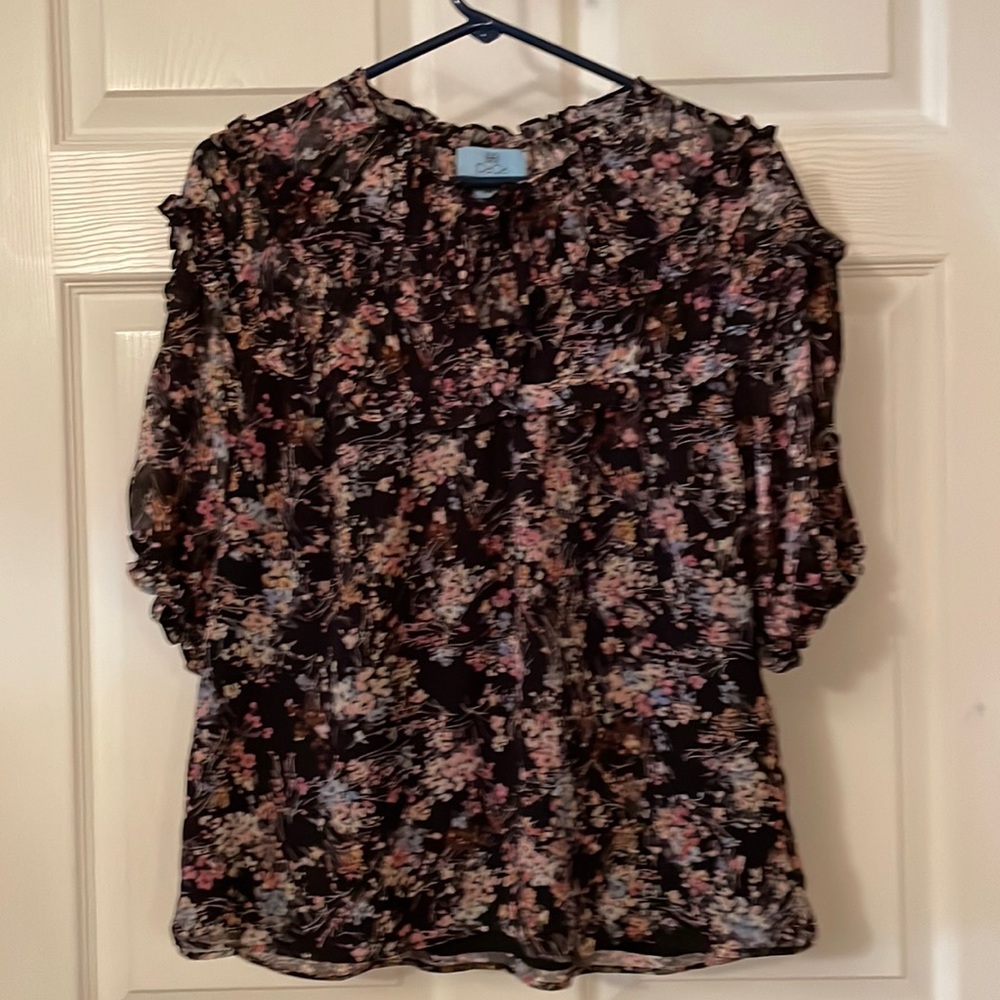 CeCe Short Sleeve Black Floral Blouse